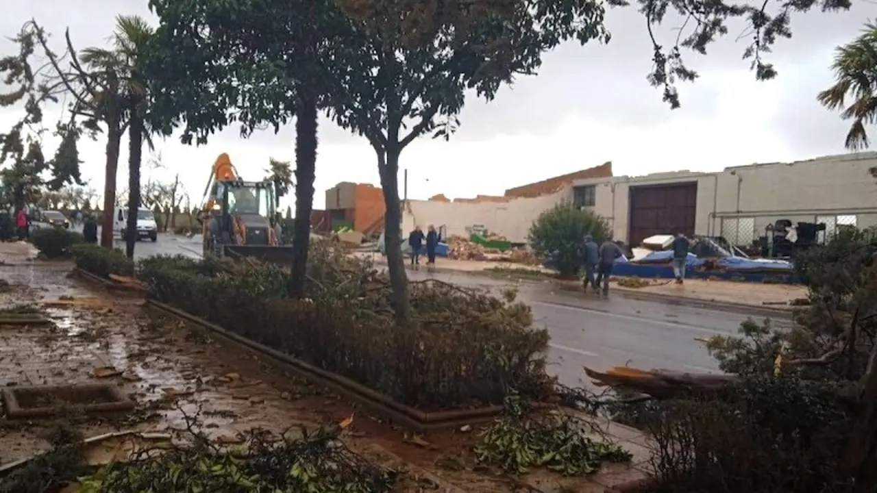 La borrasca Herminia deja grandes destrozos en Torre de Juan Abad (Ciudad Real)