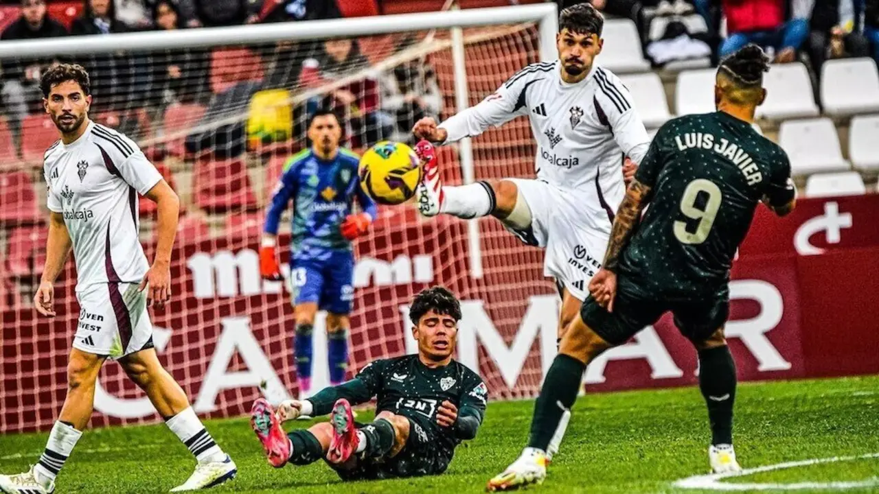 Antonio Pacheco resalta la “confianza” que respira la plantilla del Albacete Balompié