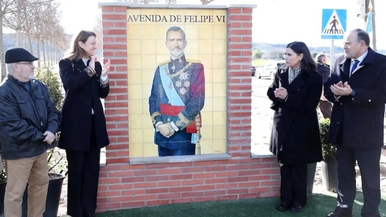 Talavera de la Reina (Toledo) inaugura un mural de cerámica dedicado al rey Felipe VI