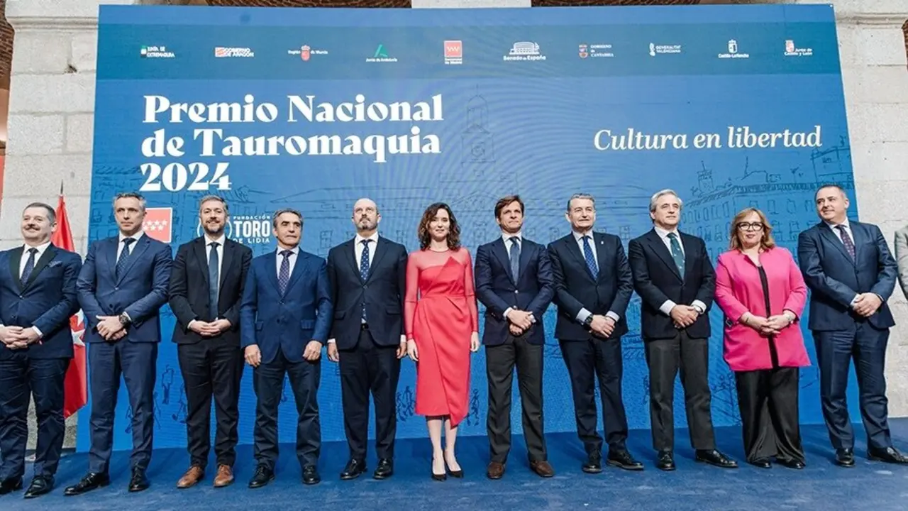 Presentación del nuevo Premio Nacional de Tauromaquia convocado por el Senado y siete Comunidades Autónomas