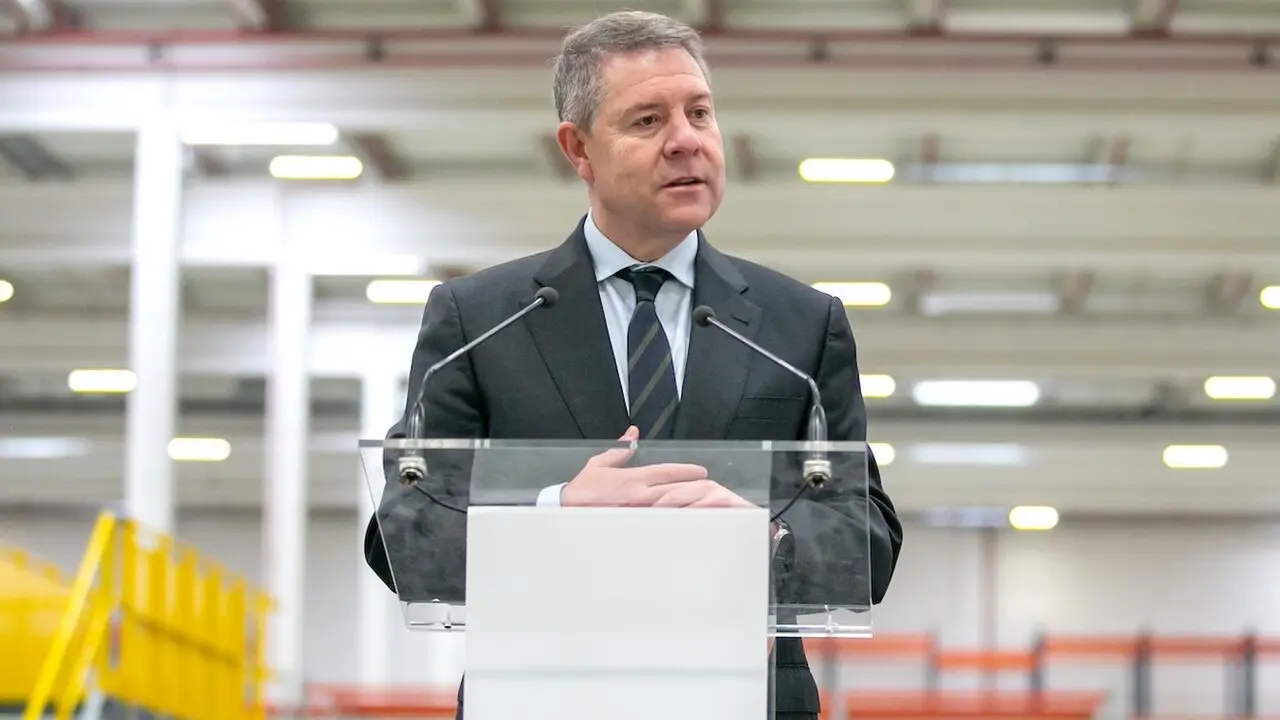El presidente de Castilla-La Mancha, Emiliano García-Page, ha inaugurado la puesta en marcha de la planta logística de Magna Park Tauro I en Illescas (Toledo)