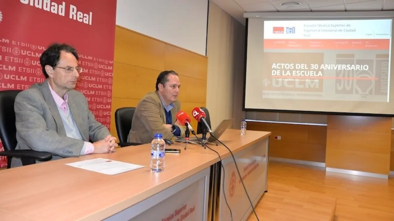 El científico Juan Ignacio Cirac, Premio Príncipe de Asturias, imparte una conferencia en Ciudad Real el 10 de febrero