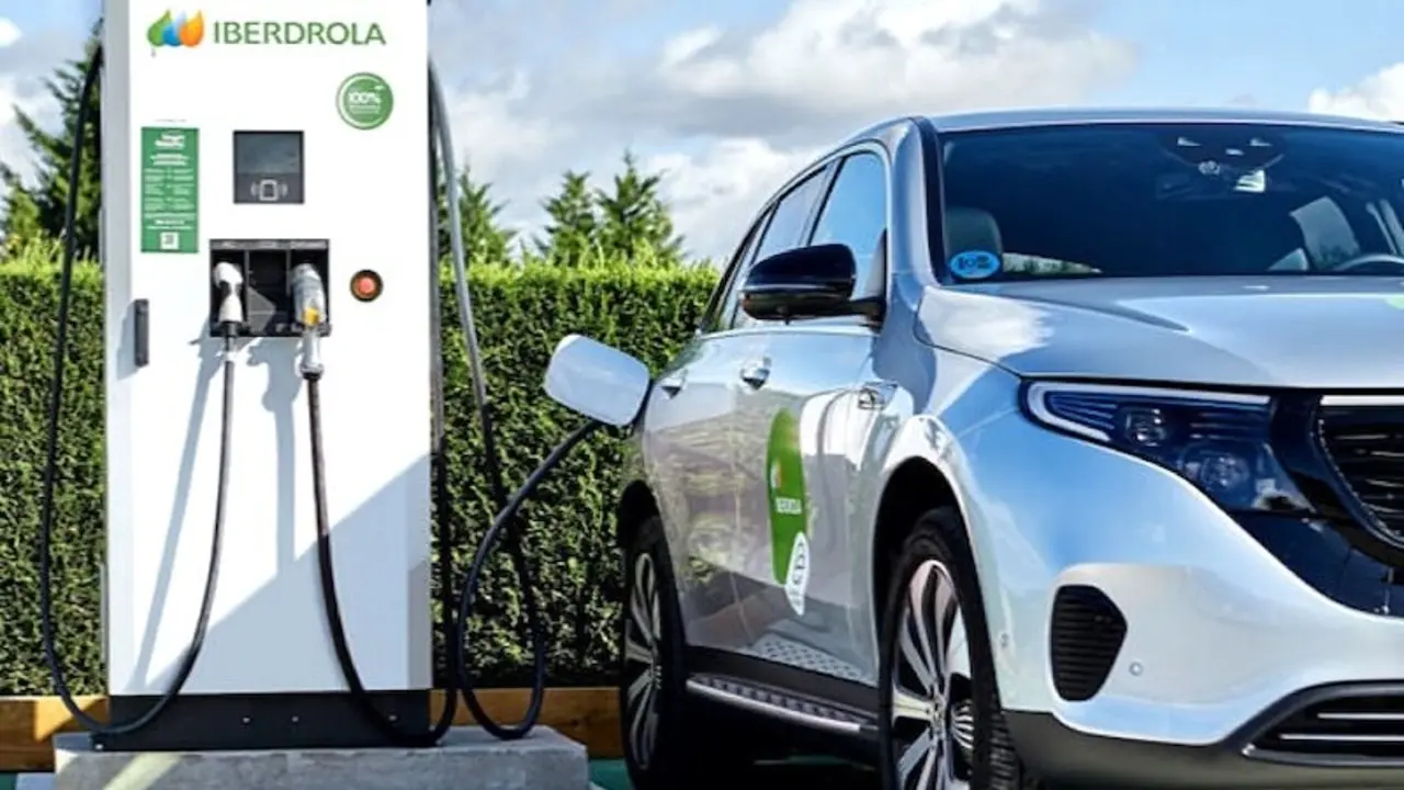 Iberdrola tiene ya 340 puntos de recarga públicos de vehículos eléctricos en Castilla-La Mancha