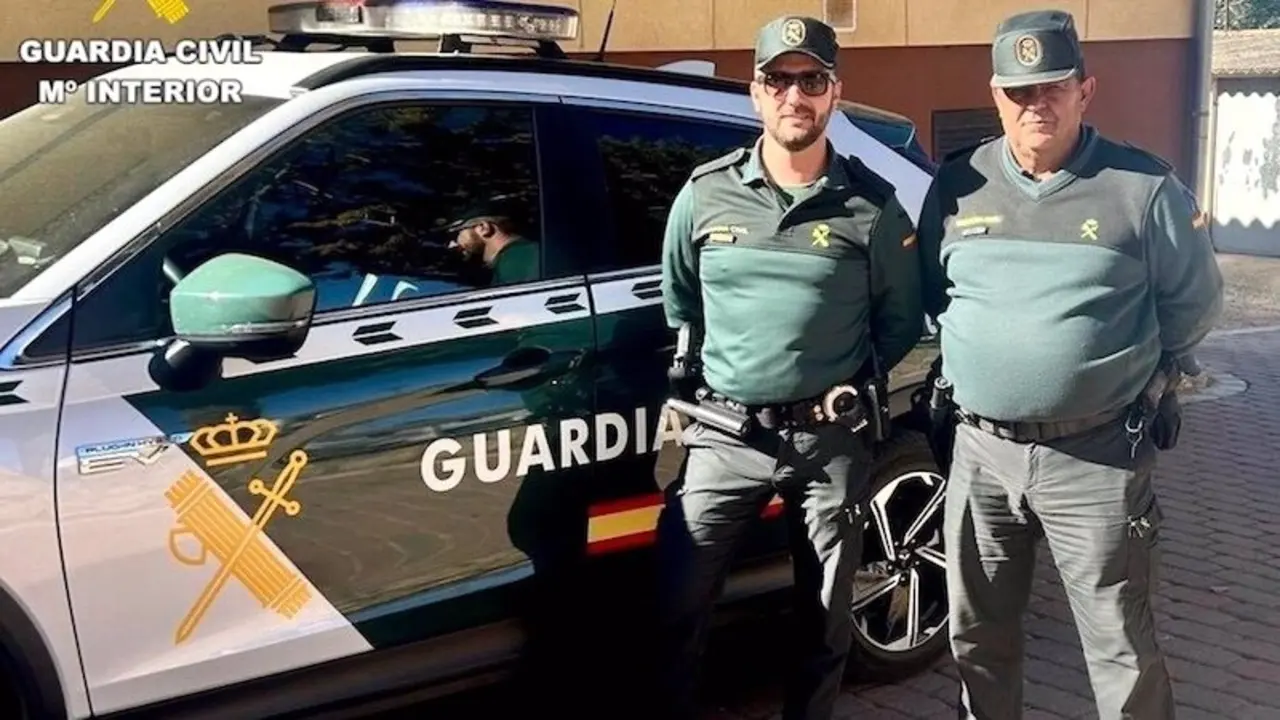 Rescatan a tres personas atrapadas en su casa tras inhalar monóxido de carbono