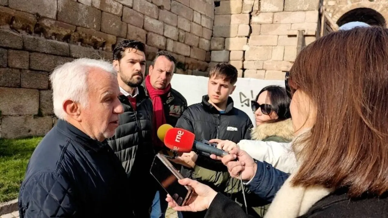 Denuncian riesgo de colapso de una torre de la muralla de Talavera por una grieta