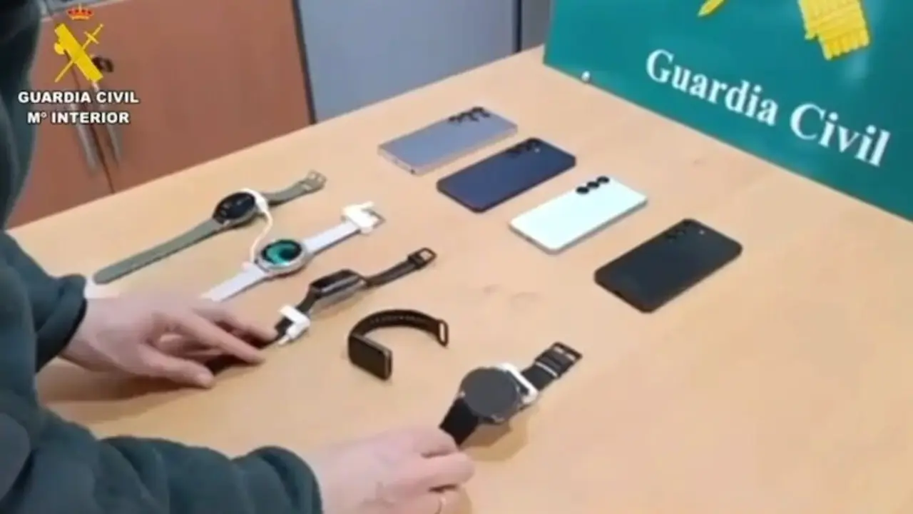 Tres detenidos por robar con violencia en una tienda de telefonía de Illescas (Toledo)
