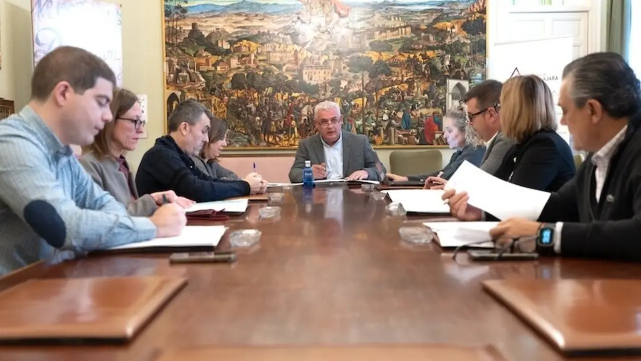En la imagen un instante de la Junta de Gobierno de la Diputación de Guadalajara