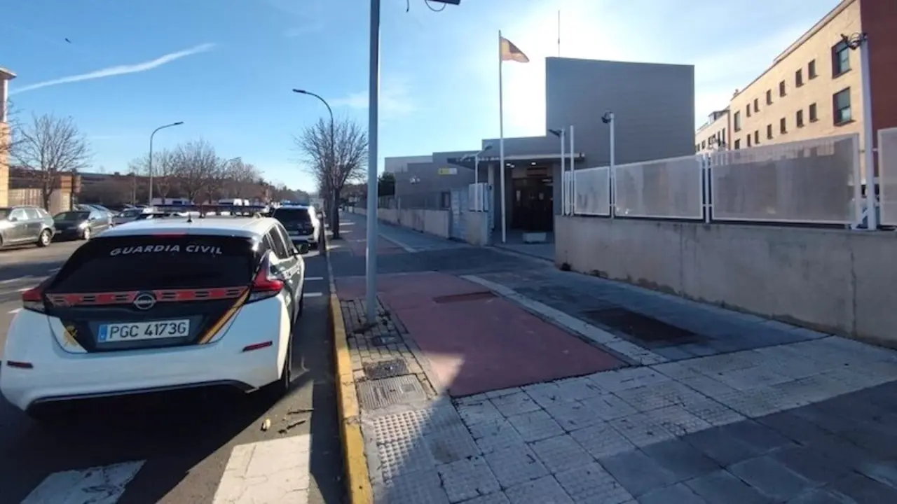 En la imagen de archivo el cuartel de la Guardia Civil en Azuqueca de Henares (Guadalajara)
