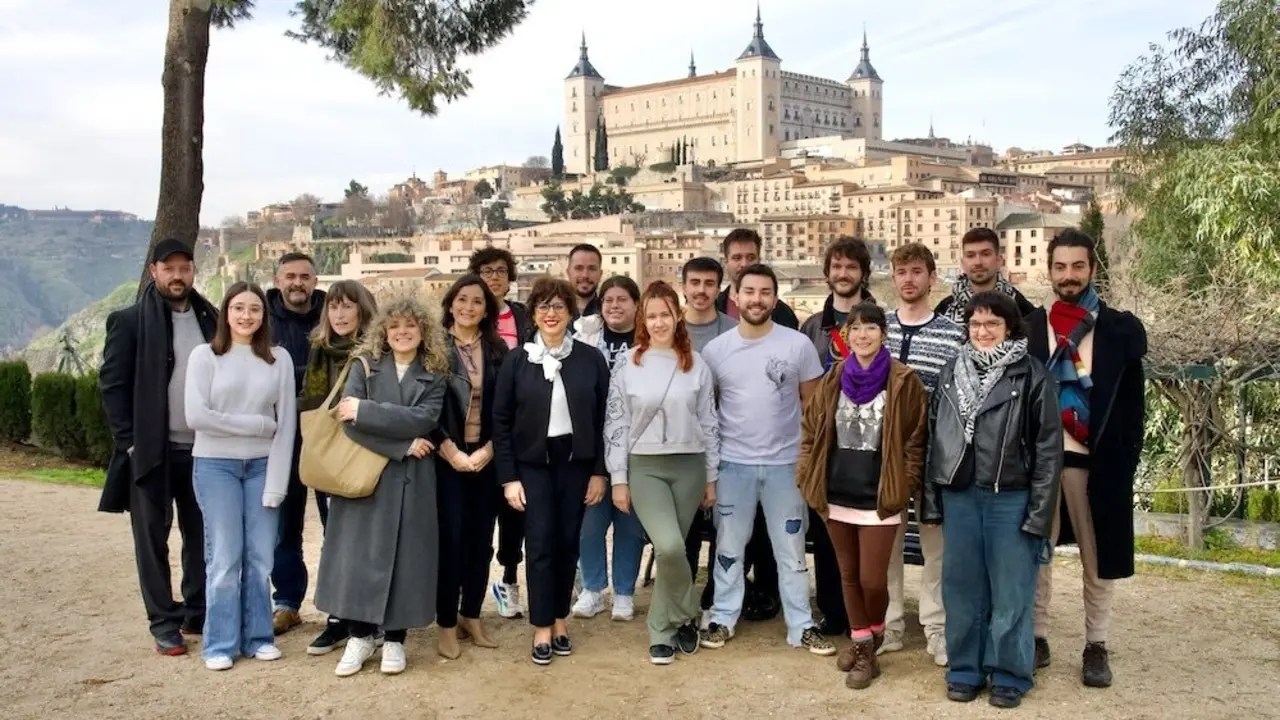 La viceconsejera de Educación, Universidades e Investigación, Mar Torrecilla, visita la actividad ‘Laboratorio de Talentos’ en el Castillo de San Servando de Toledo