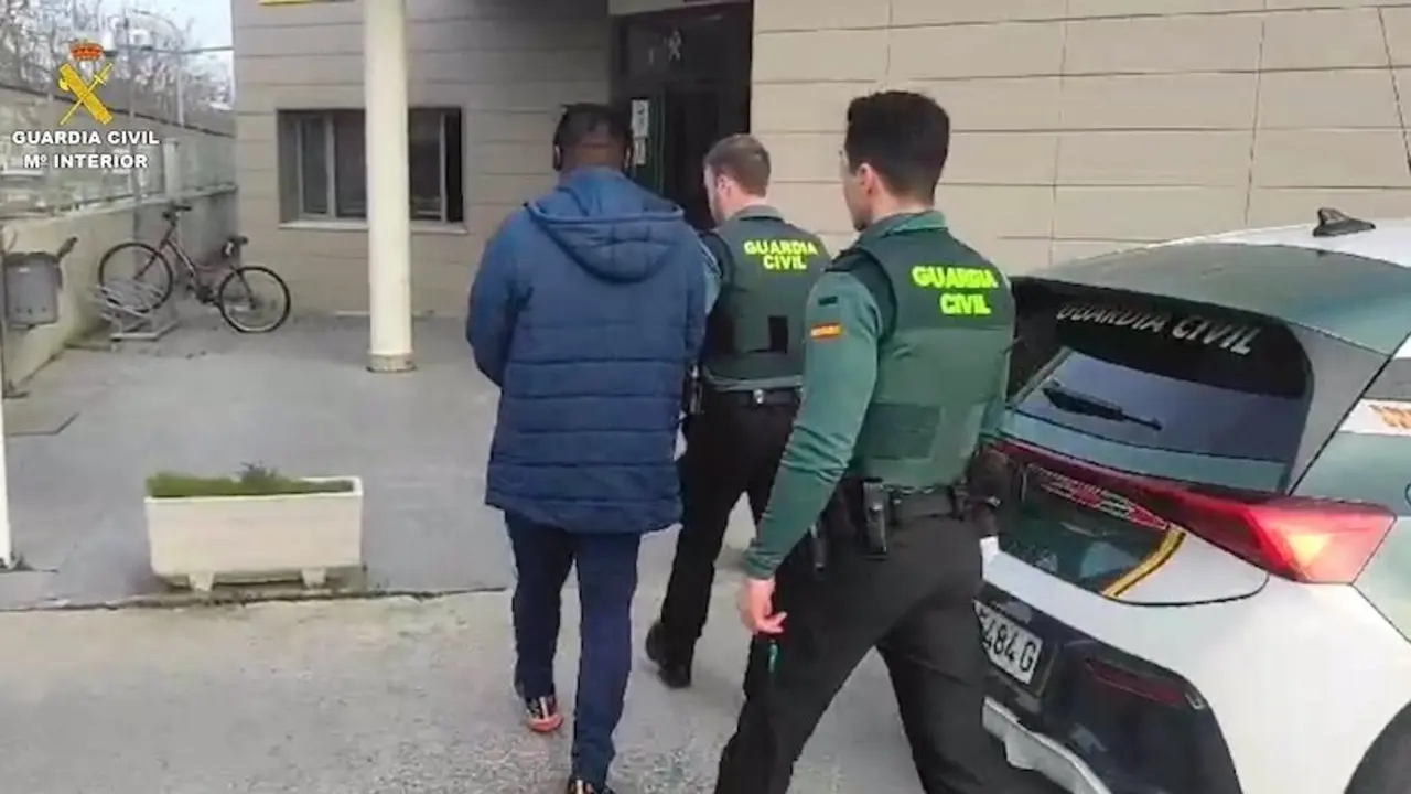 Detenido en Azuqueca de Henares (Guadalajara) por hurto, estafa y falsificación de documento mercantil
