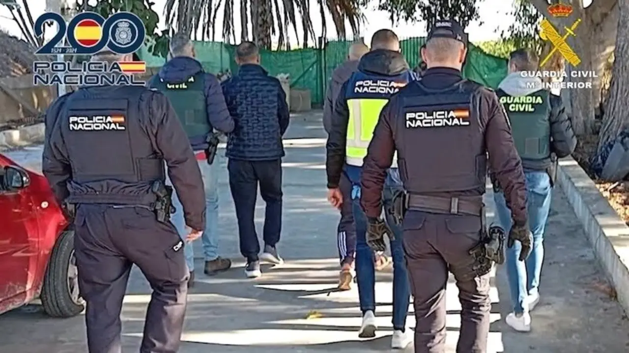 Dieciséis detenidos por más de 145 robos en chalés, casas de campo y naves agrícolas