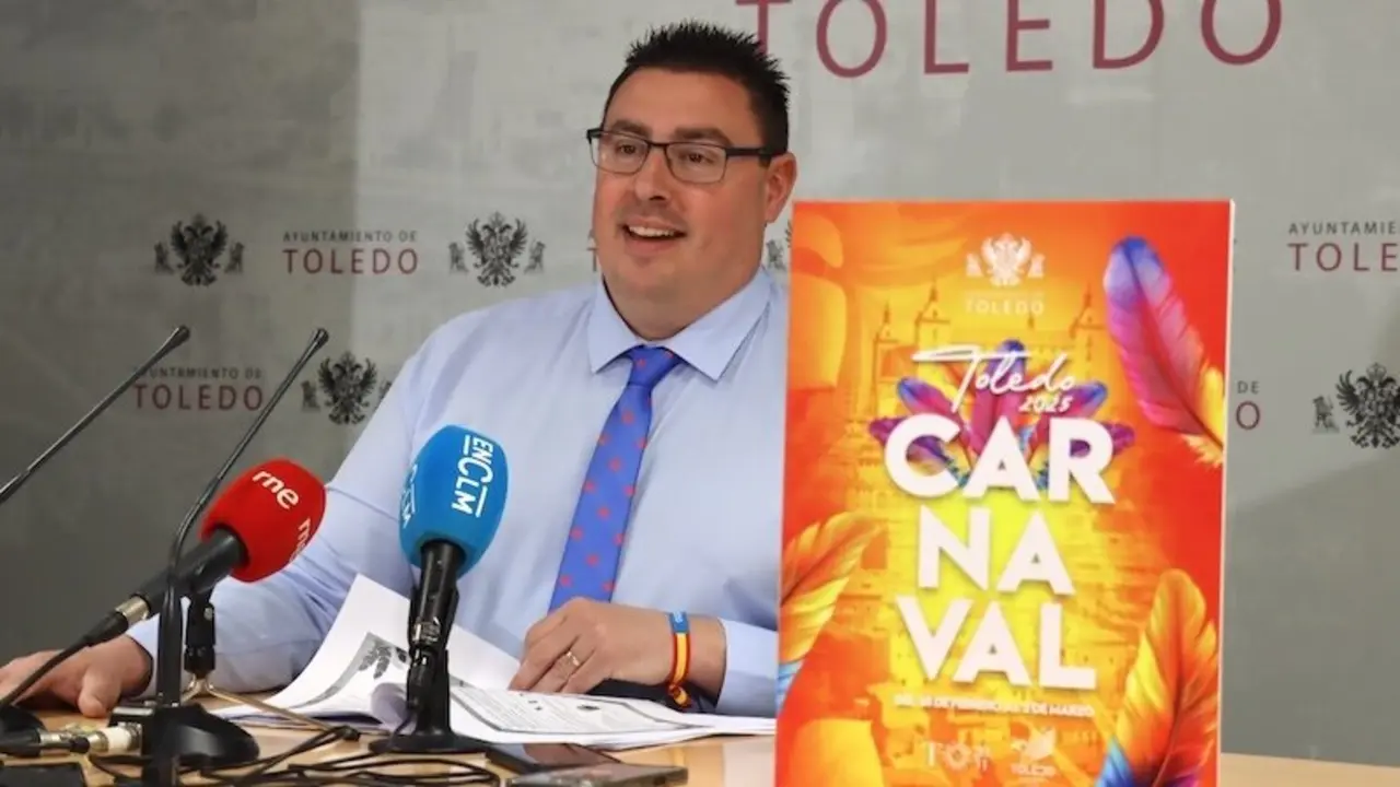 El concejal de Festejos y Juventud de Toledo, José Vicente García-Toledano, ha informado sobre el programa del Carnaval 2025