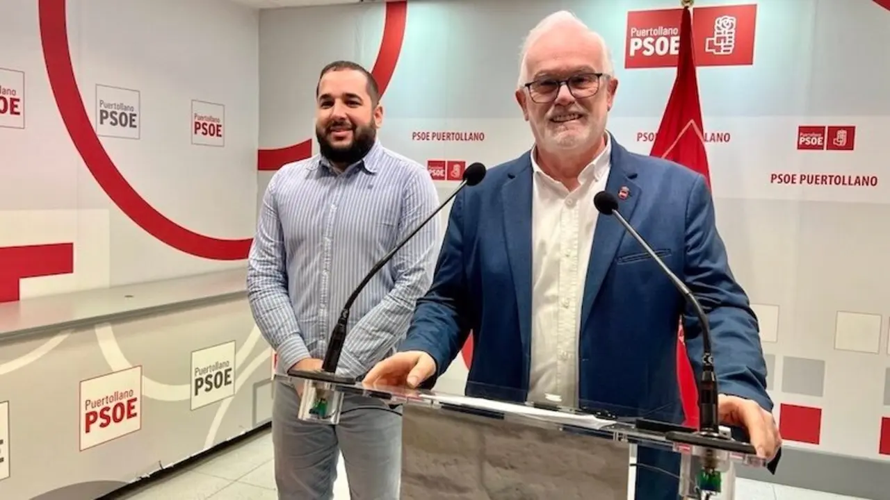 El portavoz del Grupo Municipal Socialista en el Ayuntamiento de Puertollano (Ciudad Real), Casto Sánchez, en rueda de prensa - EP