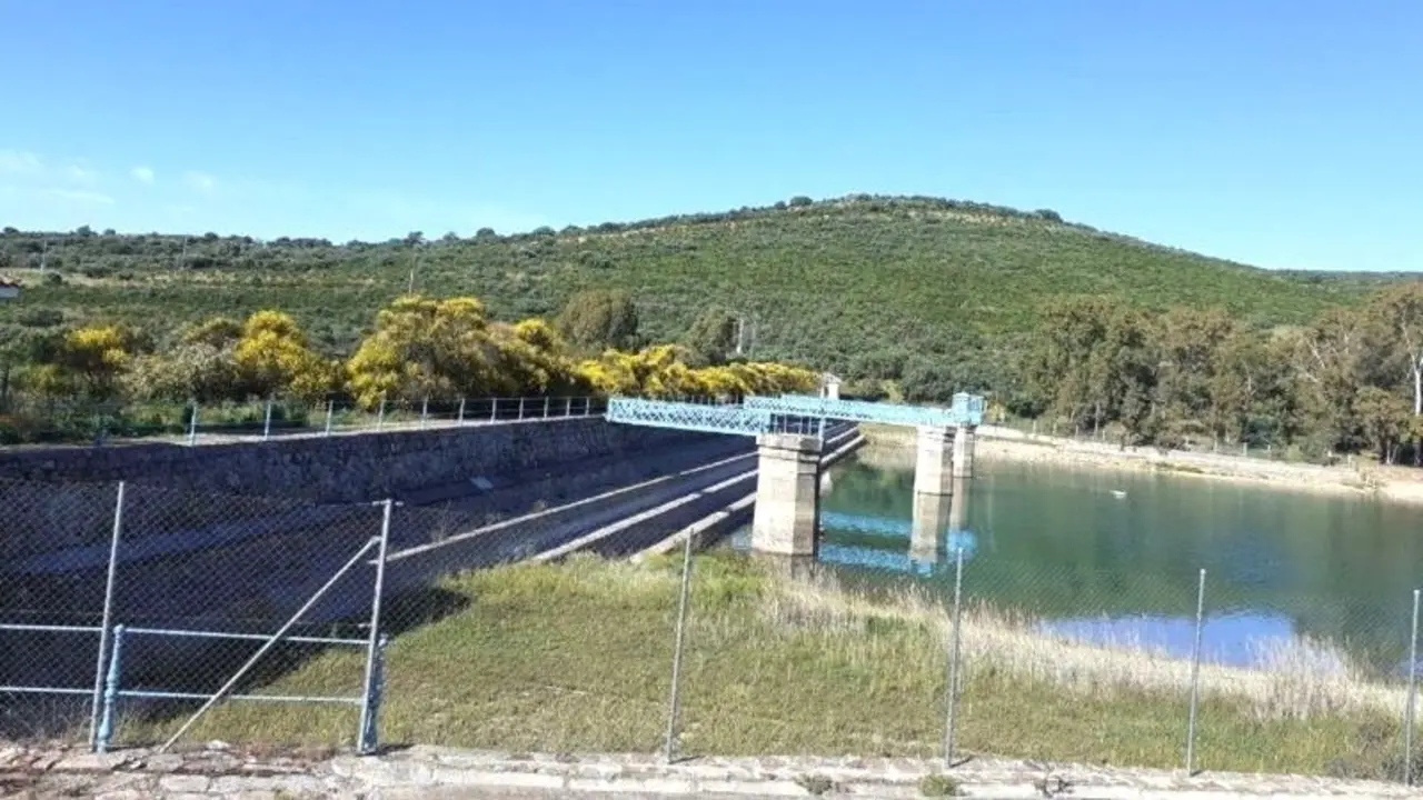 Acuaes autoriza la obra para abastecer al Campo de Calatrava, por más de 90 millones