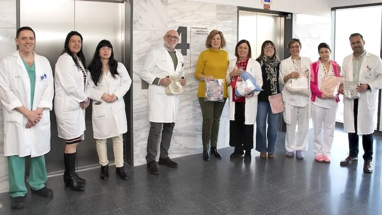Proyecto Yunquera entrega bolsas portadrenajes y almohadas a afectados de cáncer