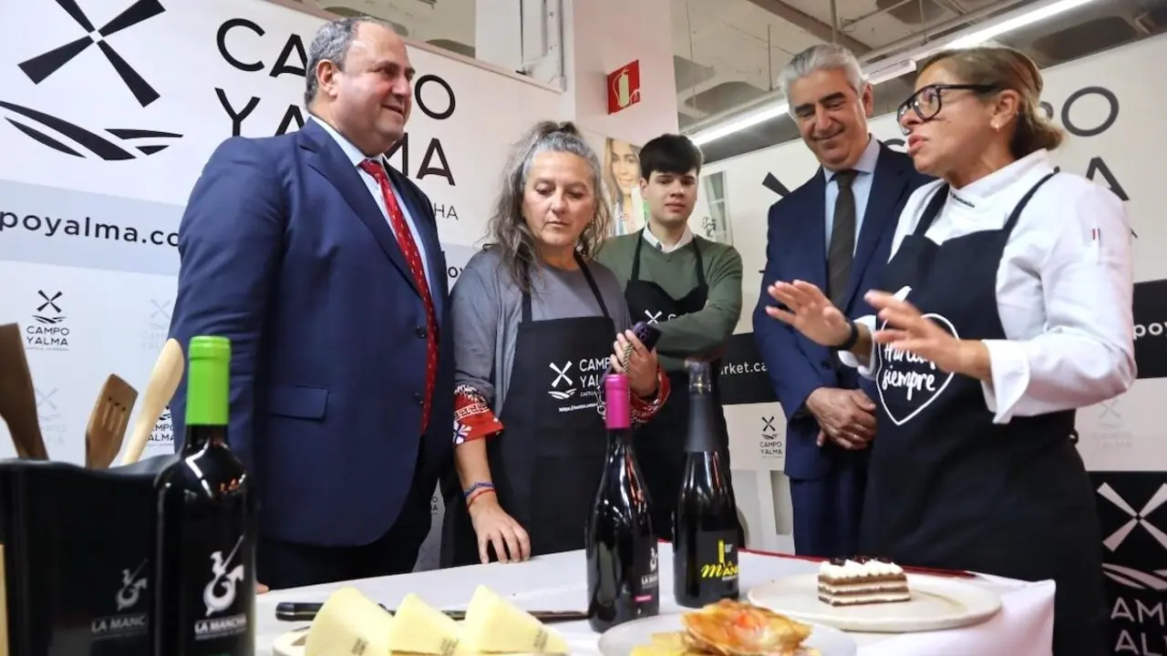 El Gobierno de Castilla-La Mancha lanza en Alcampo una nueva campaña de promoción de los alimentos de calidad que incluye una sección y una veintena de actividades