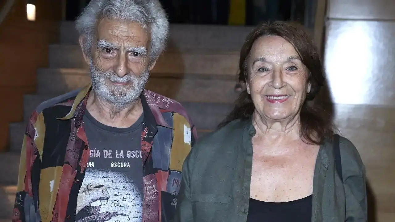 En la imagen de archivo la actriz Petra Martínez junto a su pareja el actor Juan Margallo