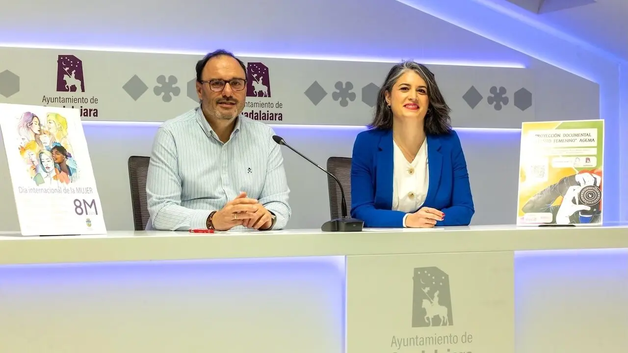 El concejal de Mujer e Igualdad del Ayuntamiento de Guadalajara, Roberto Narro, ha presentado este martes el programa de actividades que el Consistorio ha organizado para conmemorar el Día Internacional de la Mujer