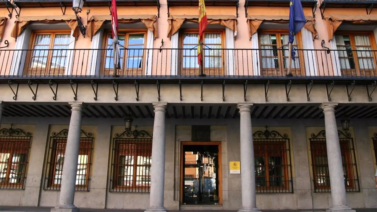 Tolón avanza daños estructurales en el edificio de la Delegación del Gobierno en Castilla-La Mancha