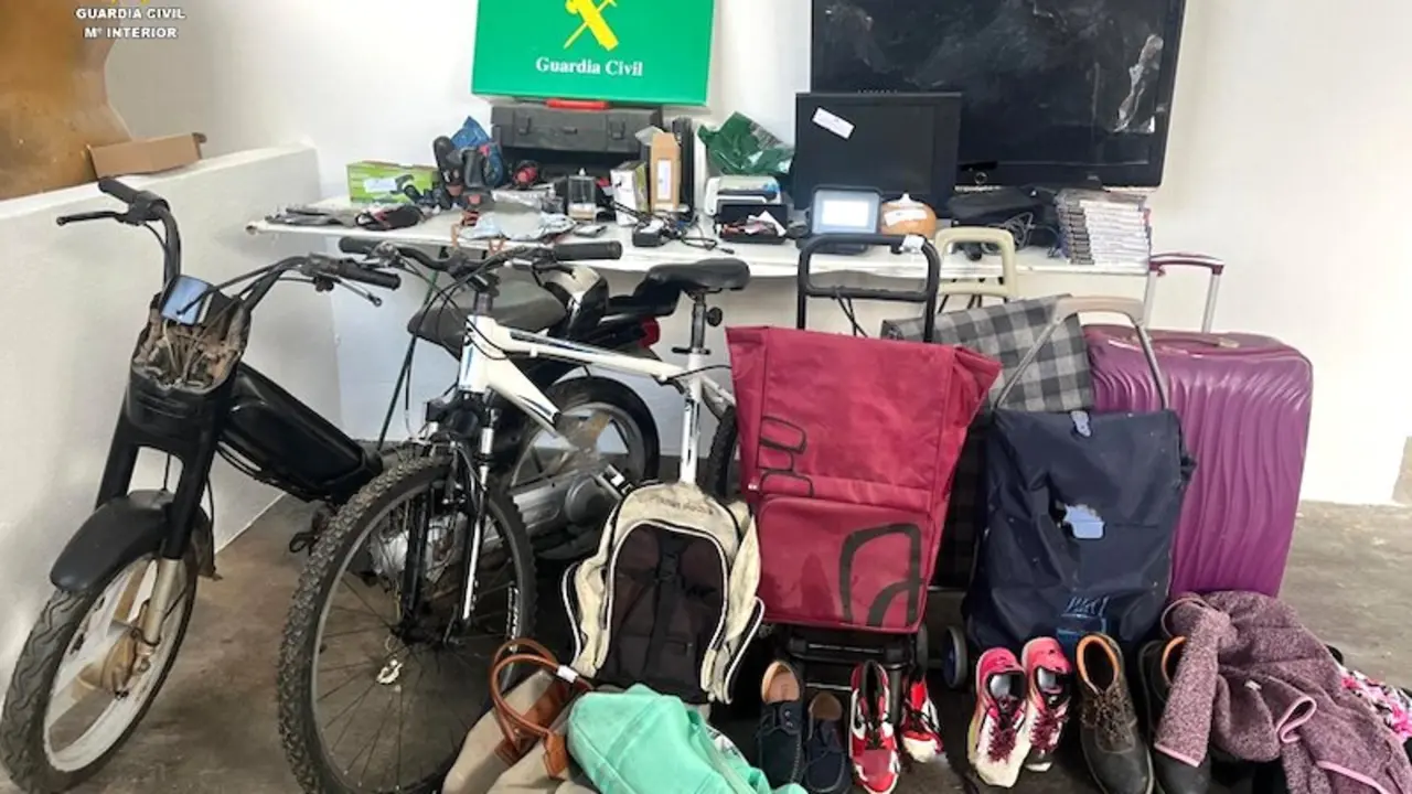 Cuatro personas detenidas por robar en una veintena de viviendas de El Torno (Ciudad Real)