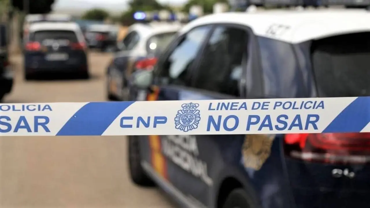 cadáver, policía nacional, reyerta, agentes, patrullas, violencia, tiroteo,
