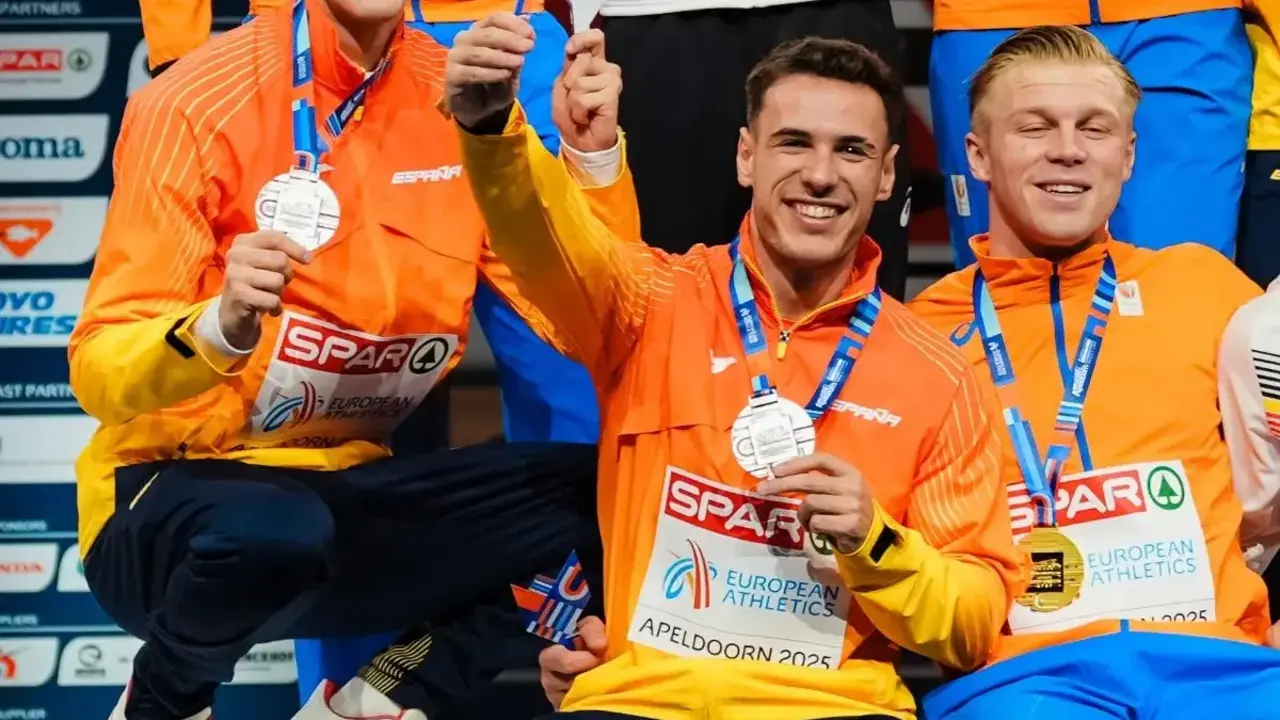 El atleta Manuel Guijarro, "muy feliz" tras su plata en el Europeo de Apeldoorn