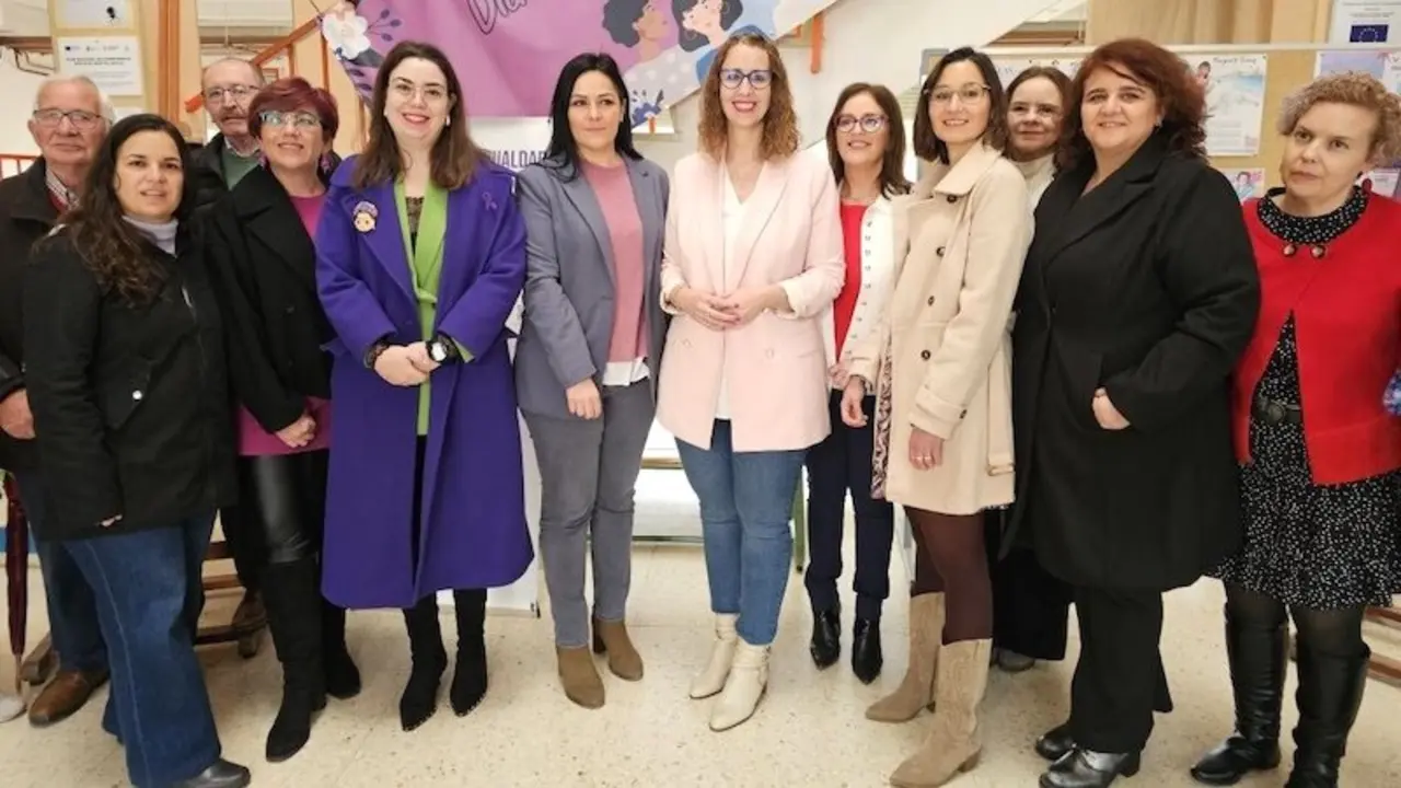 La consejera de Igualdad de Castilla-La Mancha, Sara Simón, ha inaugurado las V Jornadas de Igualdad del IES ‘La Besana’ de Corral de Almaguer (Toledo)