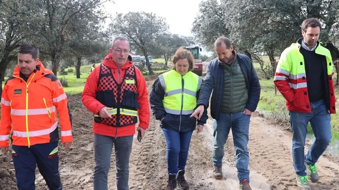 La Diputación de Toledo habilita un camino provisional en Cardiel tras la crecida del Alberche
