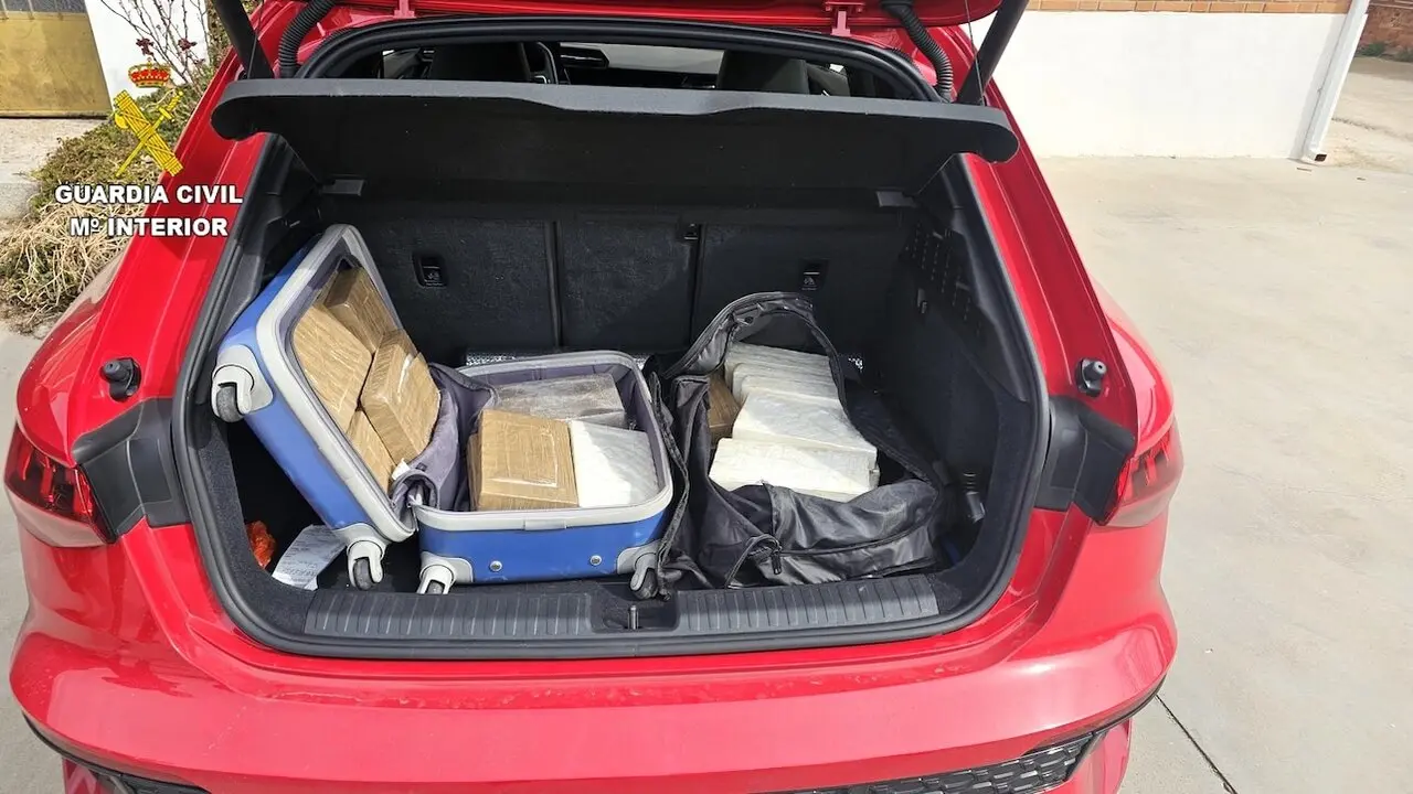 Dos detenidos en un control en Sonseca (Toledo) con 25 kilos de cocaína y metanfetamina
