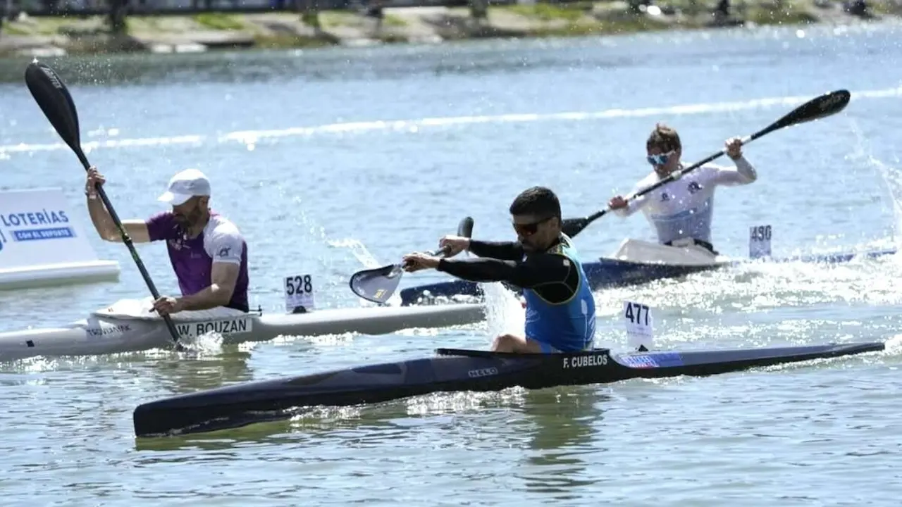 El palista talaverano Paco Cubelos, campeón de España de invierno por sexto año