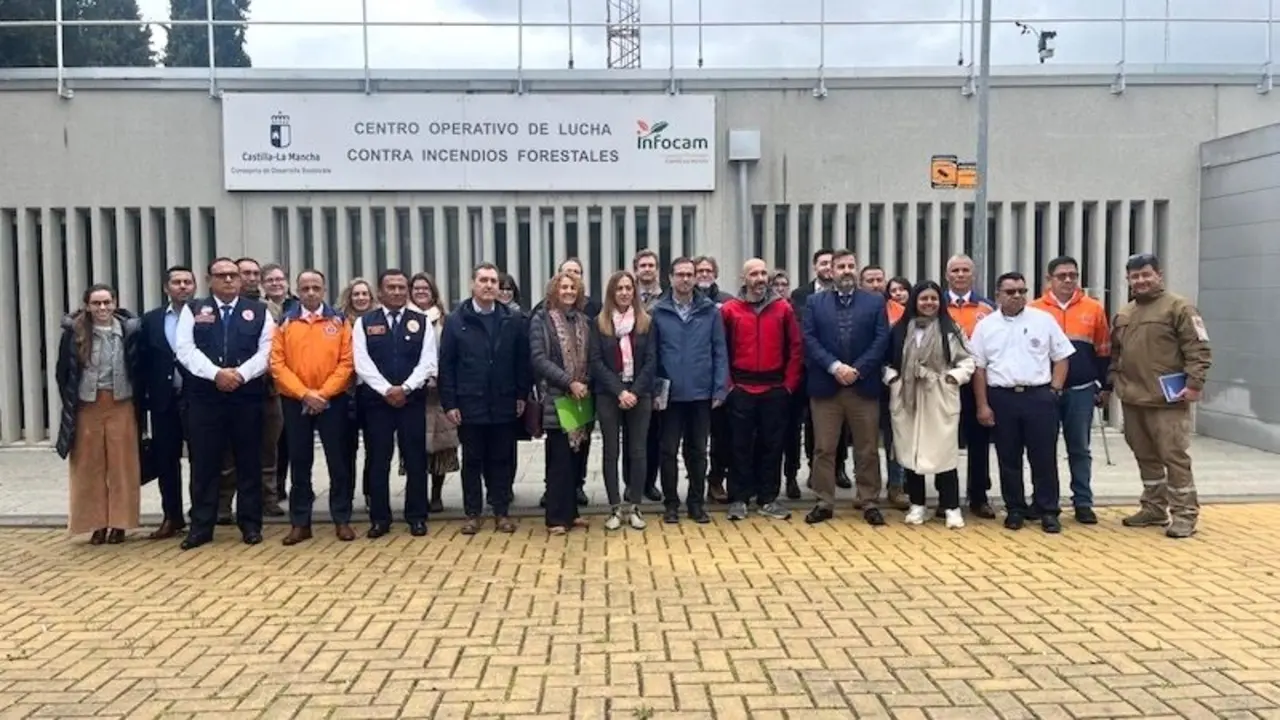 Una delegación iberoamericana se interesa por el dispositivo Infocam y su funcionamiento