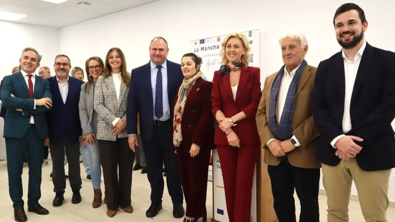El Grupo de Desarrollo Rural 'El Záncara' inaugura nueva sede en Las Pedroñeras (Cuenca)