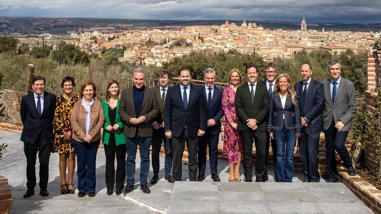 Los dirigentes del PP momentos antes de participar en el acto ‘Más España, más Europa: Política fiscal’, celebrado este martes en Toledo
