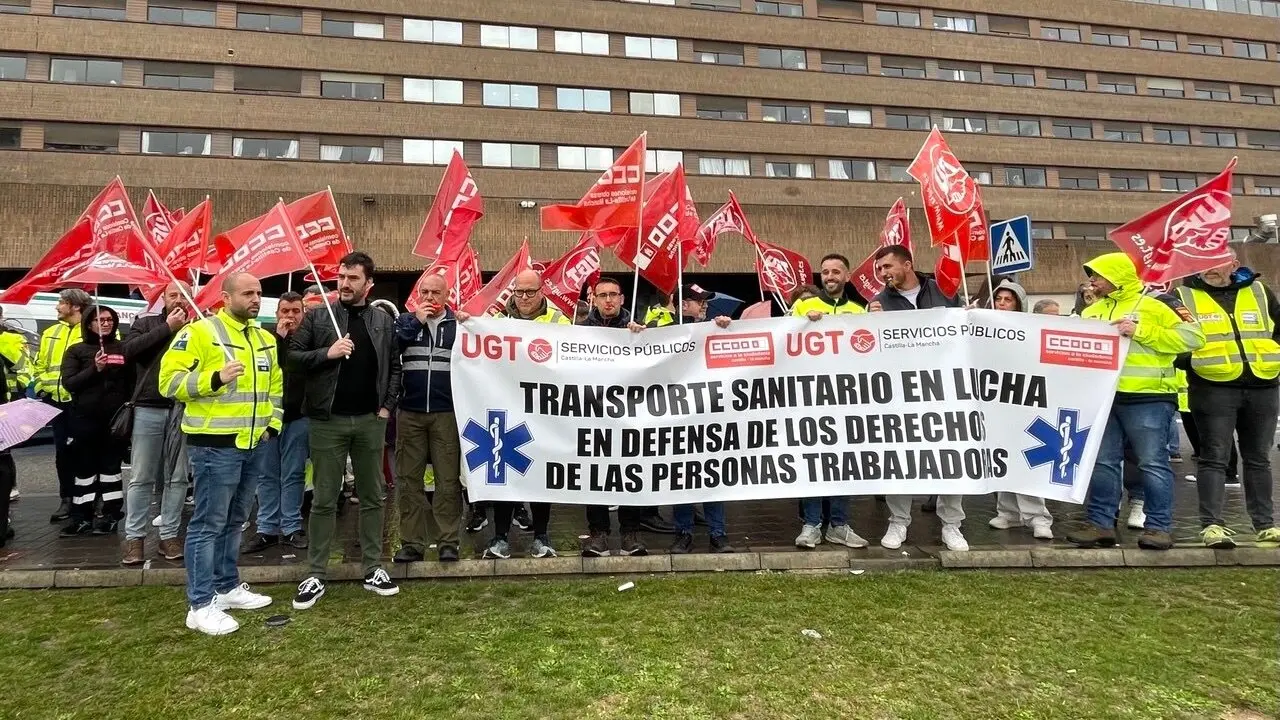 Trabajadores del transporte sanitario inician paros parciales por las condiciones laborales