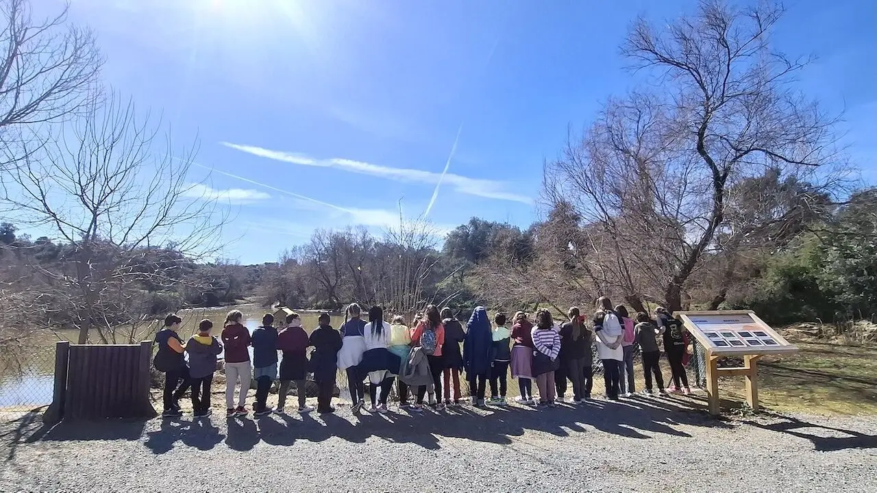El Aula de Naturaleza 'El Borril' recibe 13.000 visitas desde el inicio de esta temporada