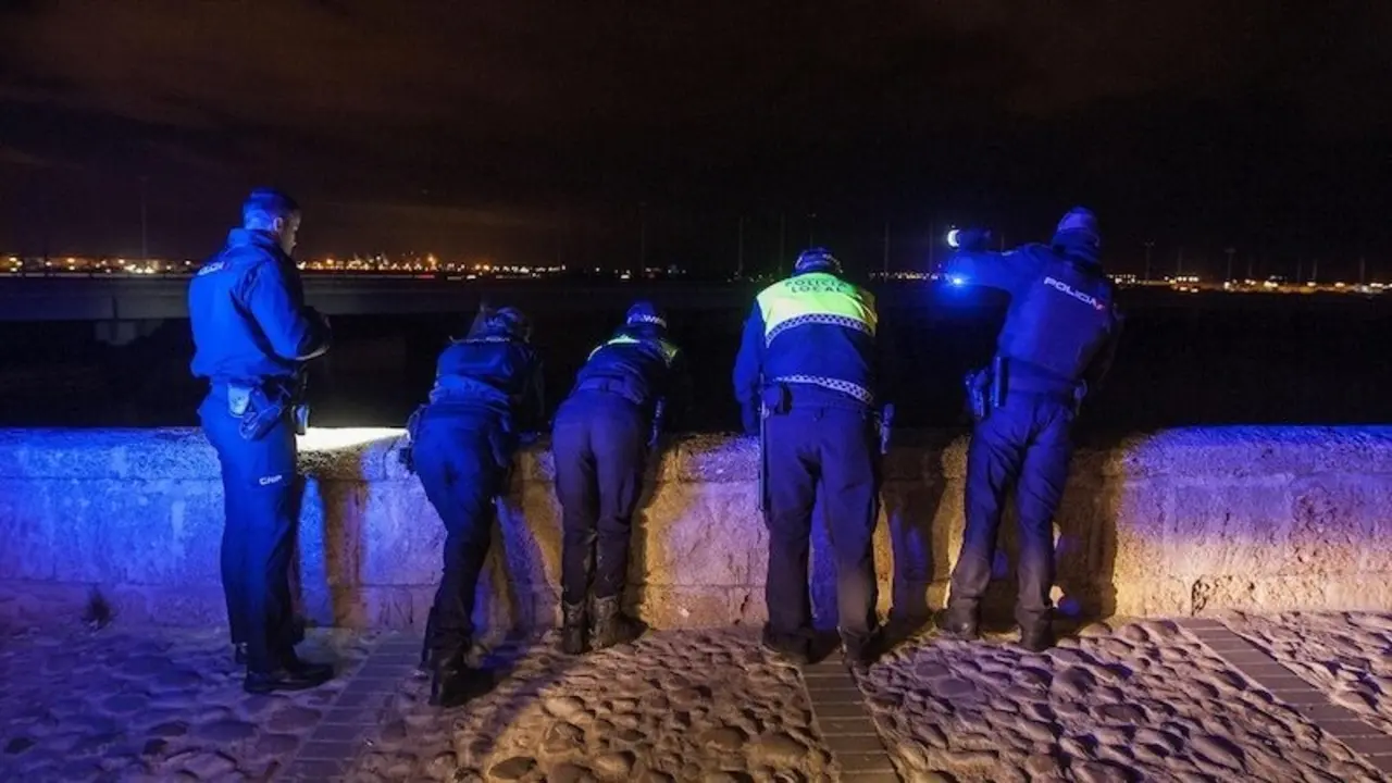 búsqueda, agentes, cadáver, reyerta, tiroteo, violencia,