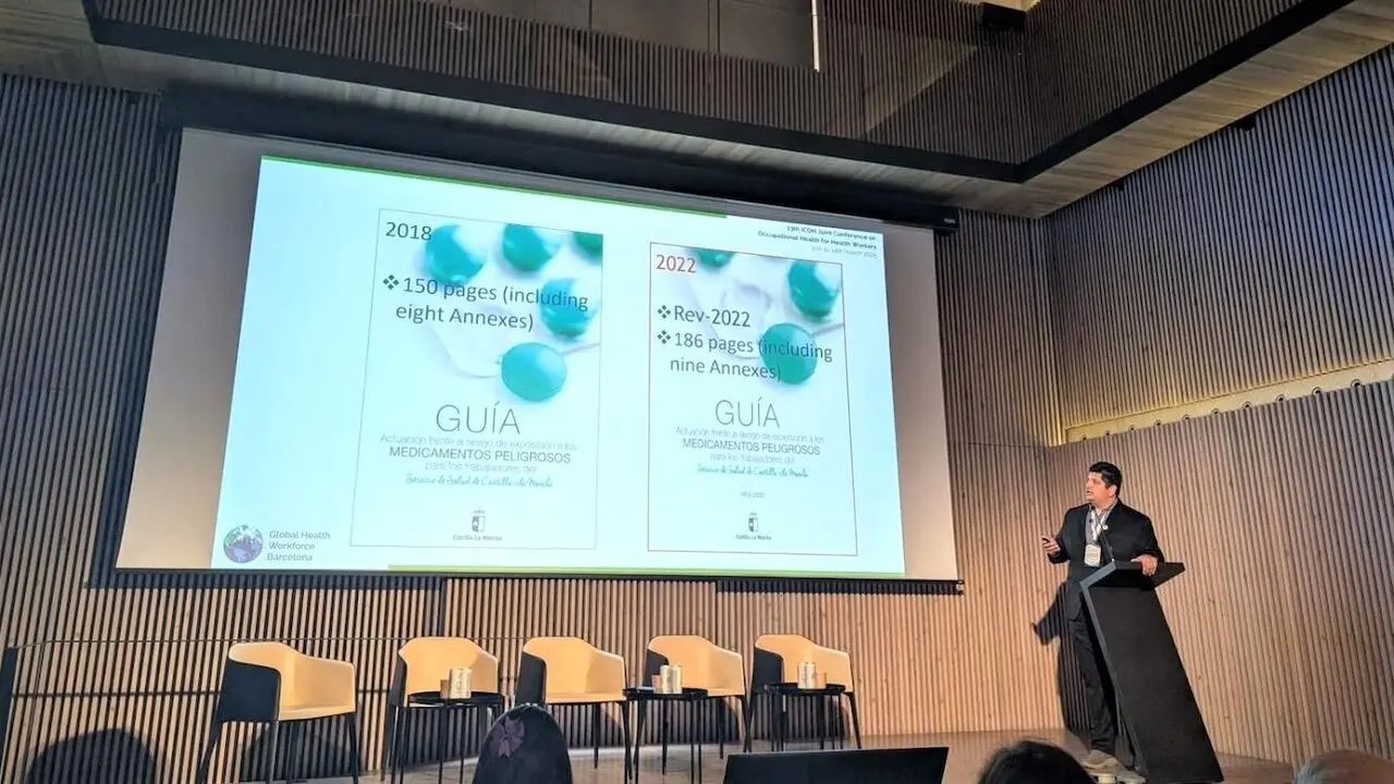 Castilla-La Mancha ha presentado su experiencia pionera en la gestión de medicamentos peligrosos en la Global Health Workforce Week de Barcelona