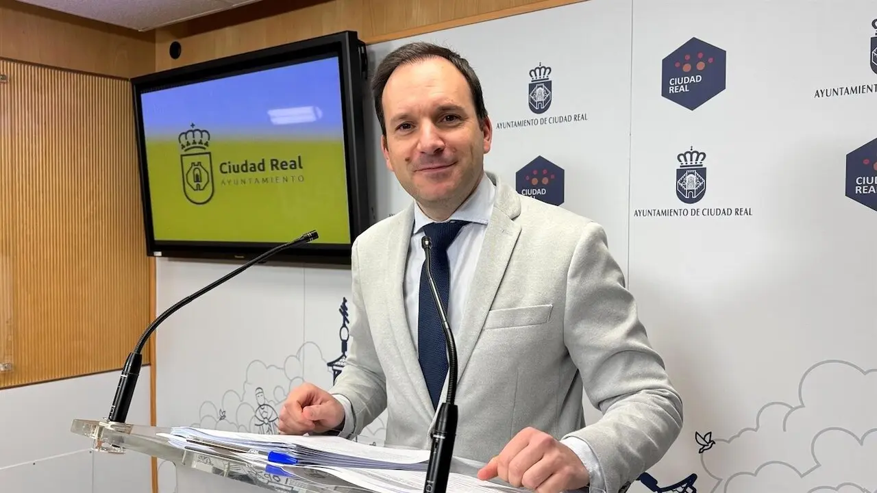 El portavoz del Ayuntamiento de Ciudad Real, Guillermo Arroyo, ha informado en rueda de prensa de los asuntos de la Junta de Gobierno Local