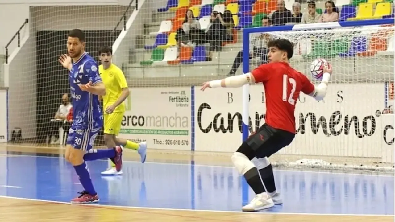 El portero del Manzanares FS Javi Bule convocado con la selección sub-19