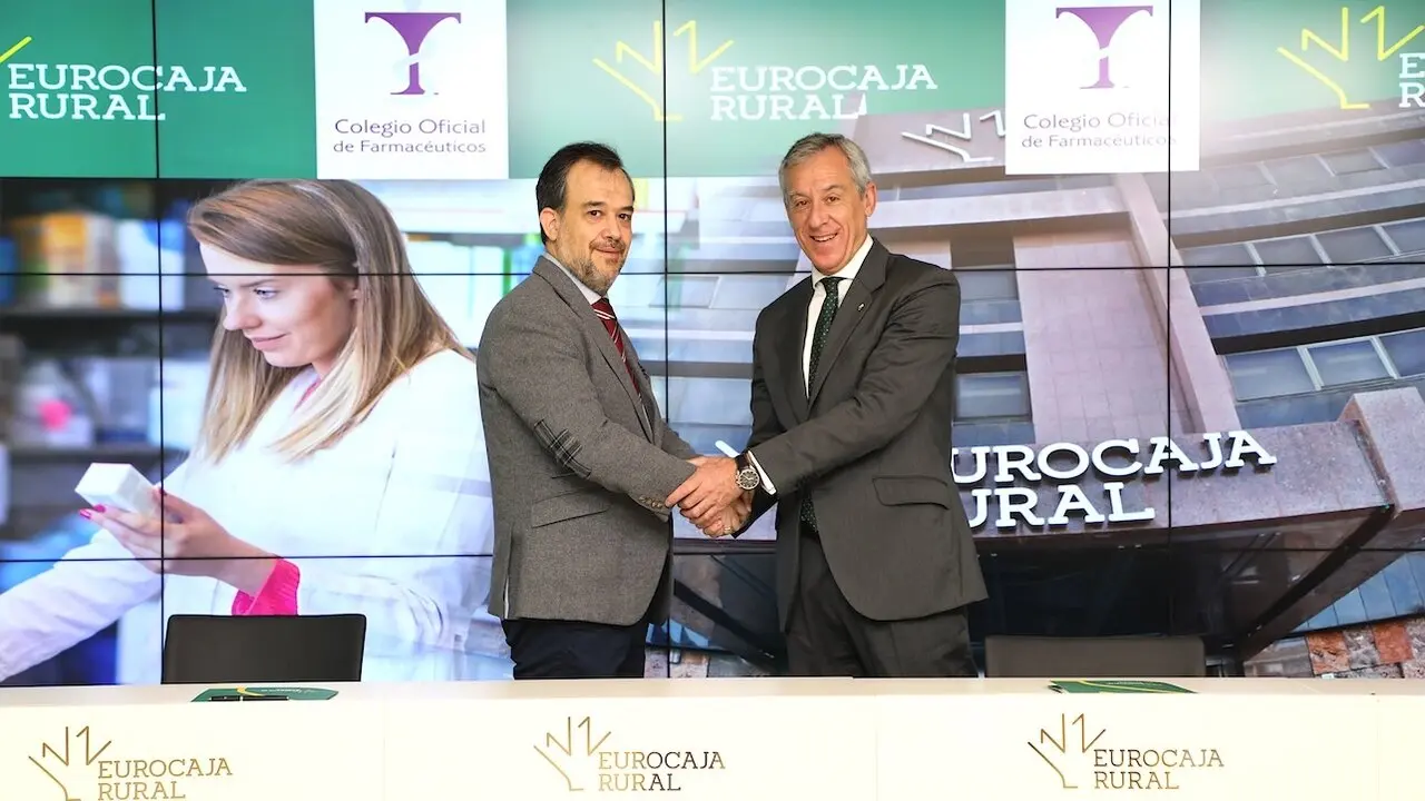 Eurocaja Rural refuerza su compromiso con los farmacéuticos toledanos, clave en la labor sanitaria y la salud pública