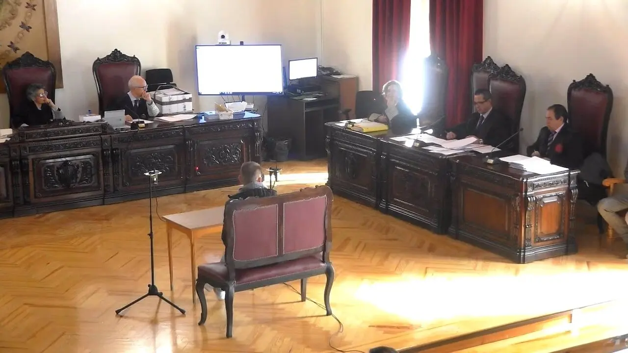 El testigo del asesinato de su amigo con un machete vio cómo lo apuñaló y se ensañó