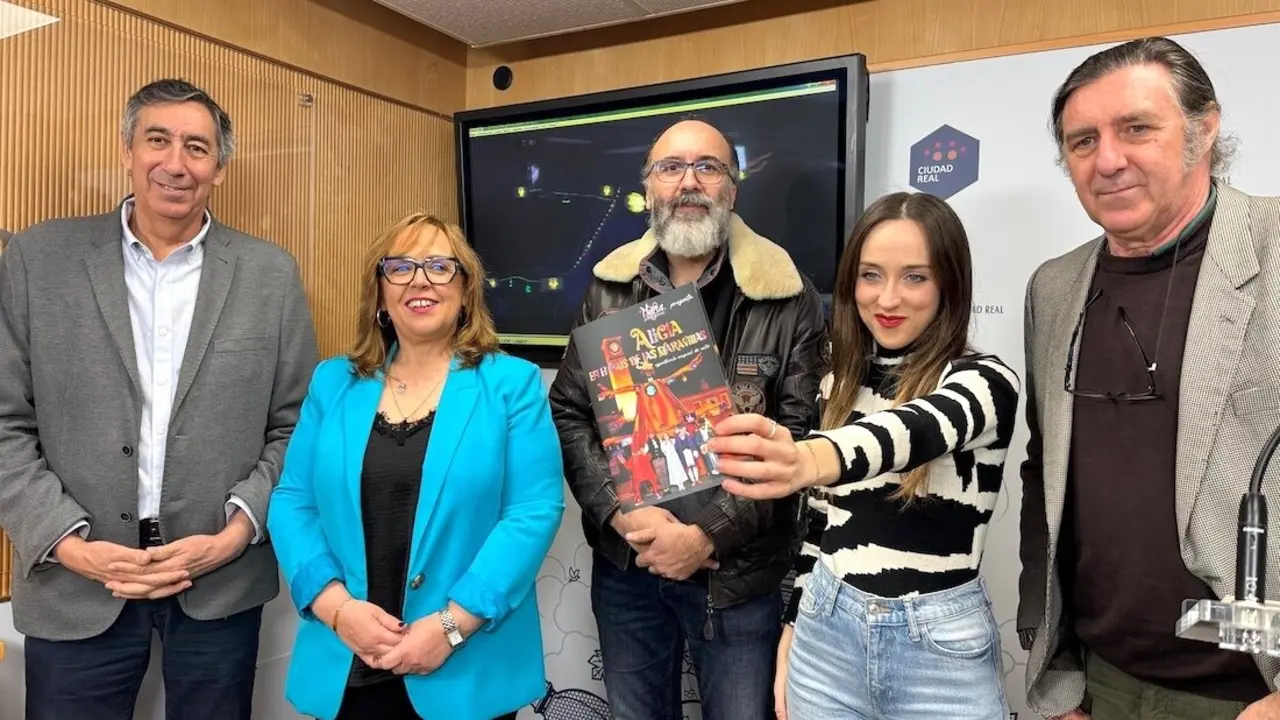 La compañía Narea estrena en Ciudad Real el musical 'Alicia en el país de las Maravillas'