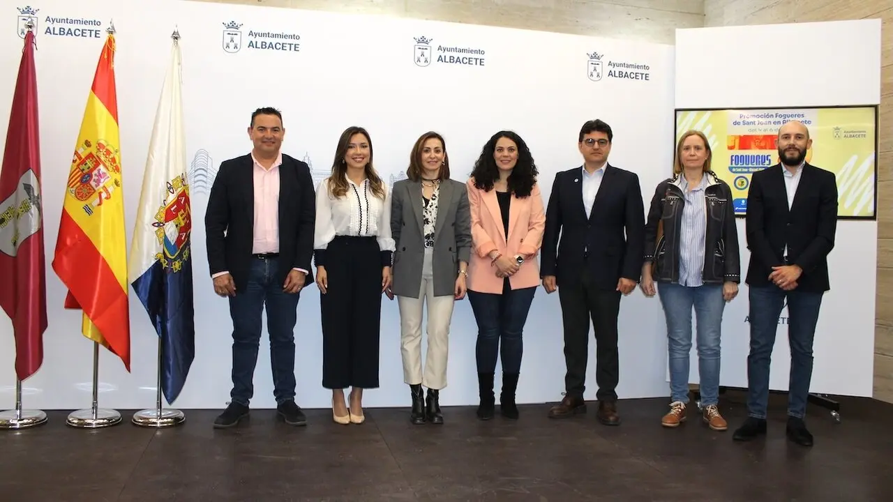 Albacete y Alicante sellarán su alianza turística con una mascletá y una cremá