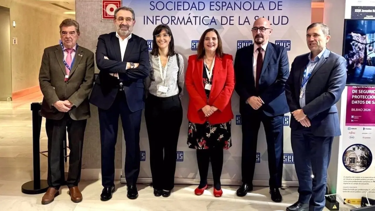 Imagen de familia en la XXVII Edición del Congreso Nacional de Informática de la Salud