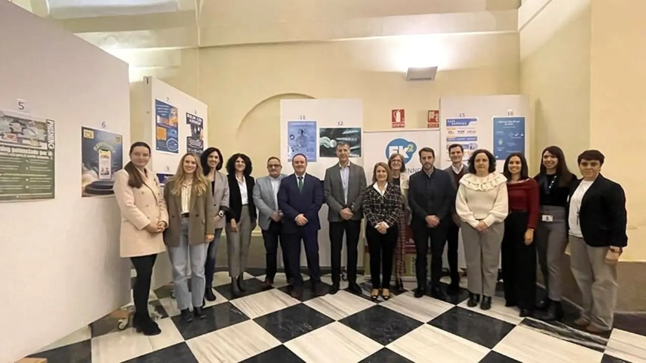 El director general de Bizum, Ángel Nigorra, ha ofrecido una conferencia en la Facultad de Ciencias Jurídicas y Sociales de la Universidad de Castilla-La Mancha (UCLM)