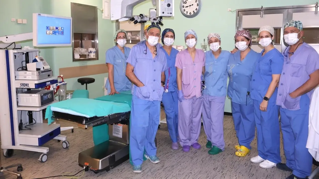 Otorrino y Oftalmología de hospital Cuenca retoman intervenciones endoscópicas tras la dotación de una torre de cirugía