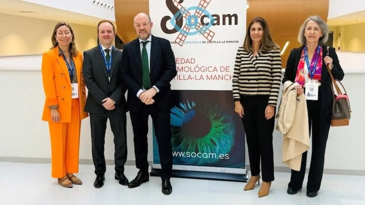 El director gerente del Sescam, Alberto Jara, ha inaugurado el 15 Congreso de la Sociedad Oftalmológica de Castilla-La Mancha, a quien ha agradecido su colaboración en programas como el de Prevención de la Ceguera