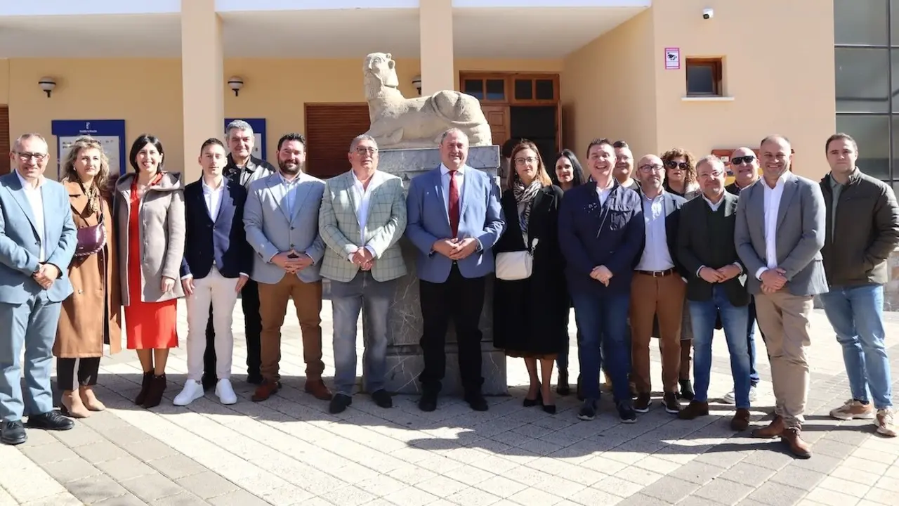 El consejero de Agricultura, Ganadería y Desarrollo Rural, Julián Martínez Lizán, ha asistido a la celebración del 60 Aniversario de la Cooperativa del Campo Santa Mónica de Balazote (Albacete)