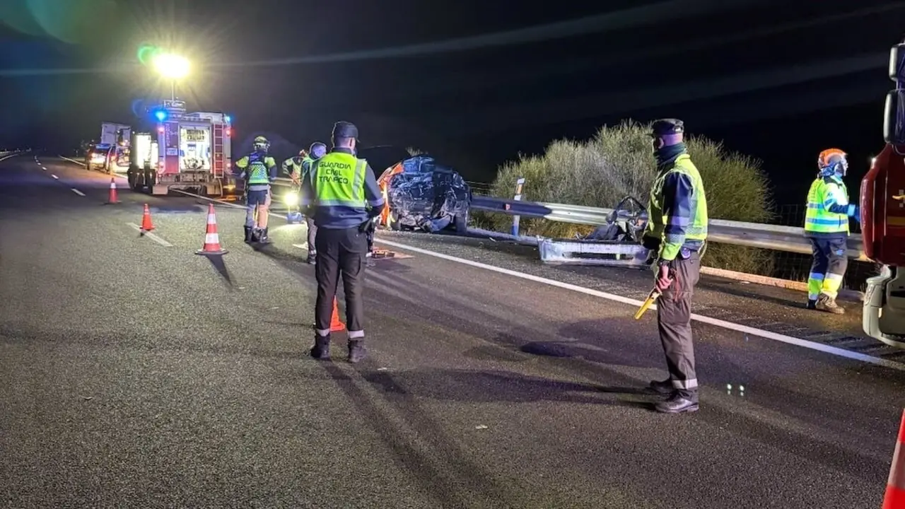 Muere arrollado por un camión el conductor de un vehículo parado en la A-23, accidente, atropello,&nbsp;