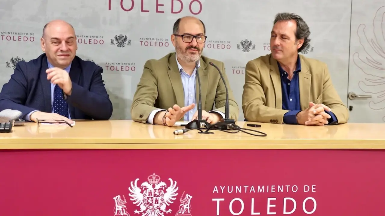 El concejal de Turismo, Vivienda y Relaciones con la UCLM de Toledo, José Manuel Velasco, ha presentado los detalles del pregón de la Semana Santa 2025